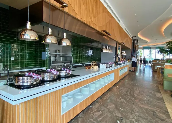 A La Carte Hotel 4*